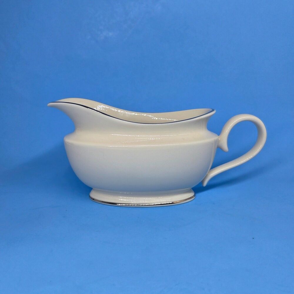 Lenox Cosmopolitan Collection "MAYWOOD" 1999 Shape Gravy Boat No Middle Stripe